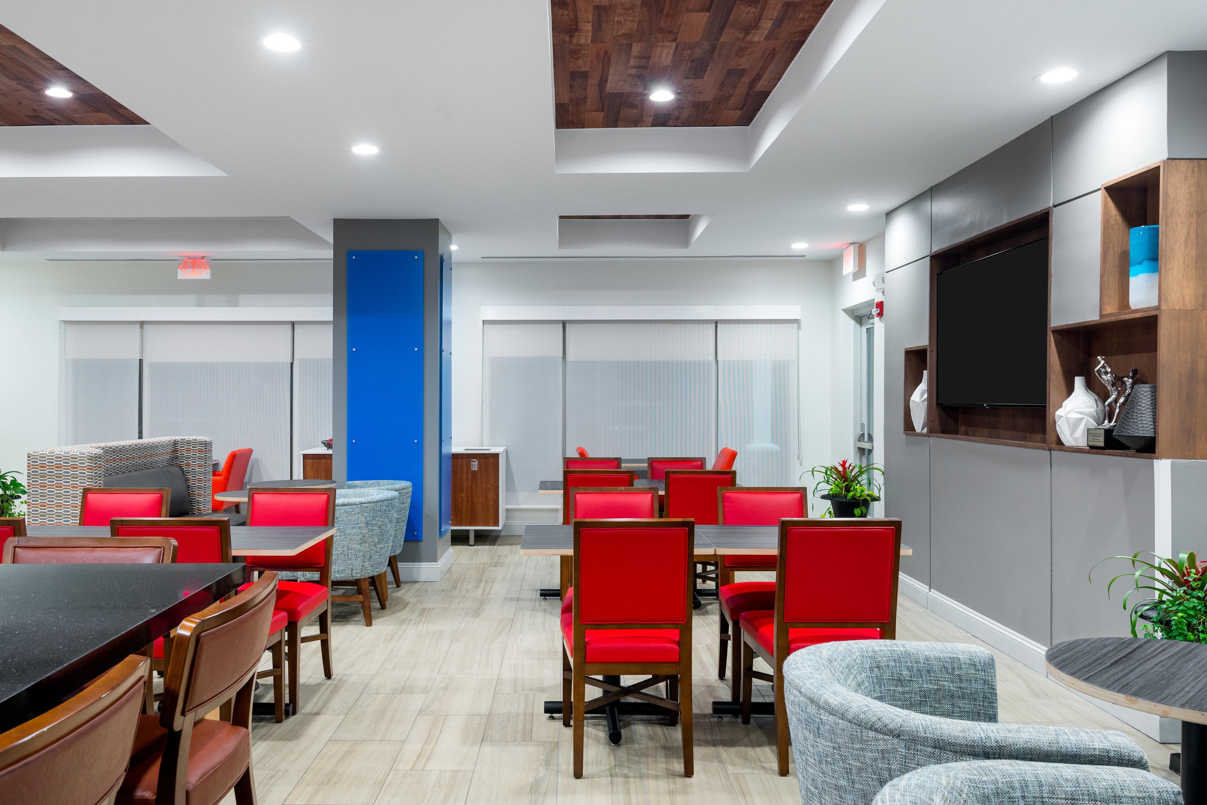 Holiday Inn Express & Suites Florence I-95 & I-20 Civic Ctr By Ihg Exterior foto